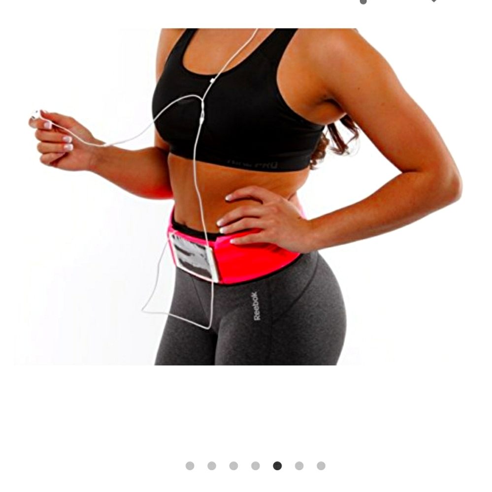 Jog pal cellphone holder
